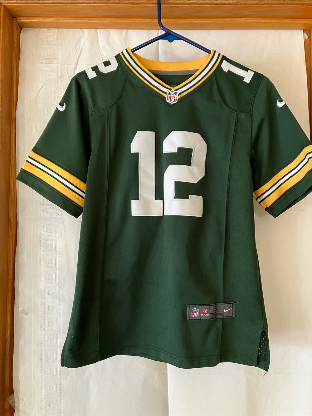 Nike NFL Green Bay Packers #12 Aaron Rodger’s Youth Sz 8 Short Sleeve Jersey.